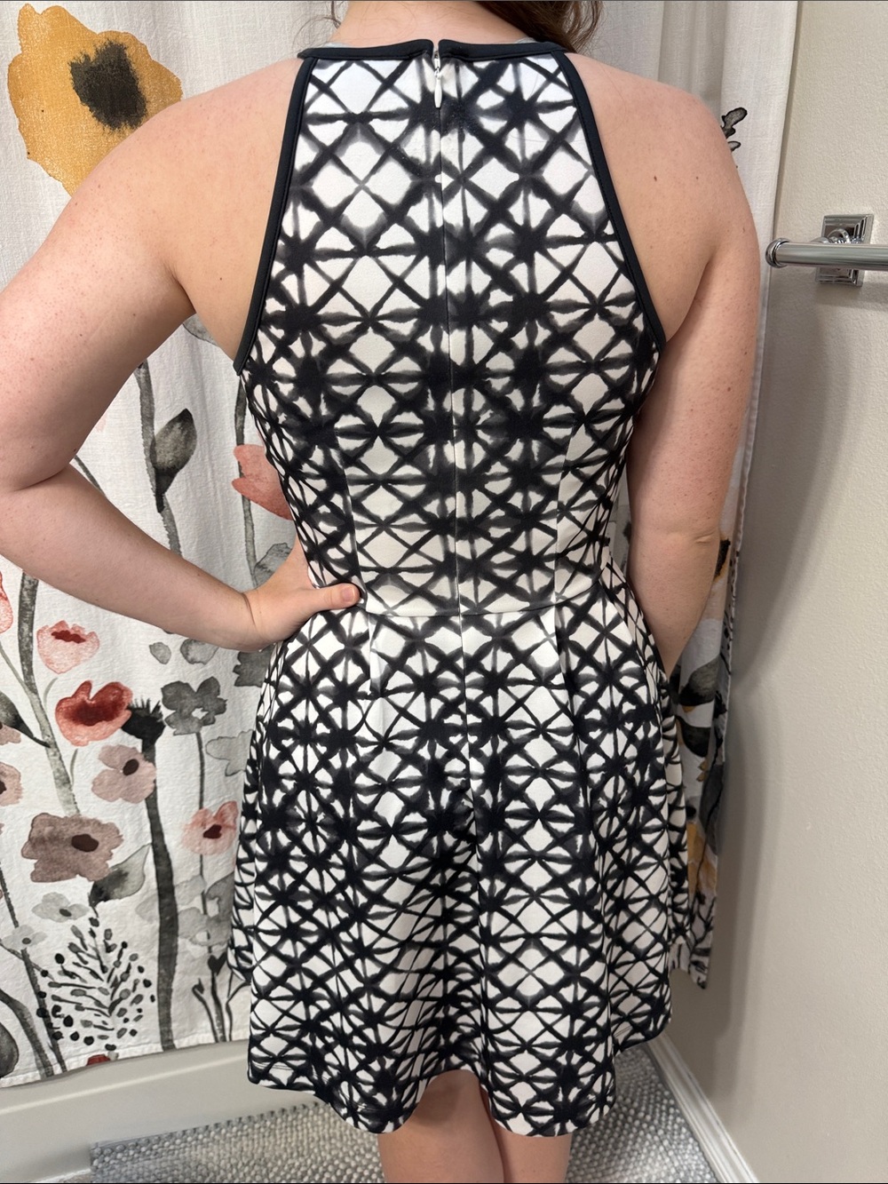 Women’s Mossimo Black & White Geometric Halter Midi Dress. Size XS - Picture 4 of 9